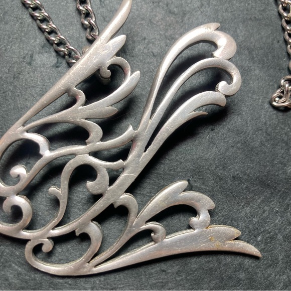 Large pewter bird pendant necklace on long chain - Reed and Barton - Picture 2 of 4